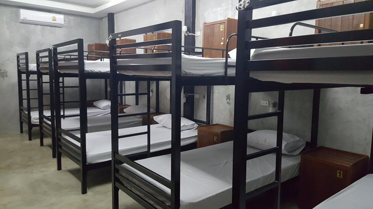 Pk Hostel Phra Nakhon Si Ayutthaya Esterno foto
