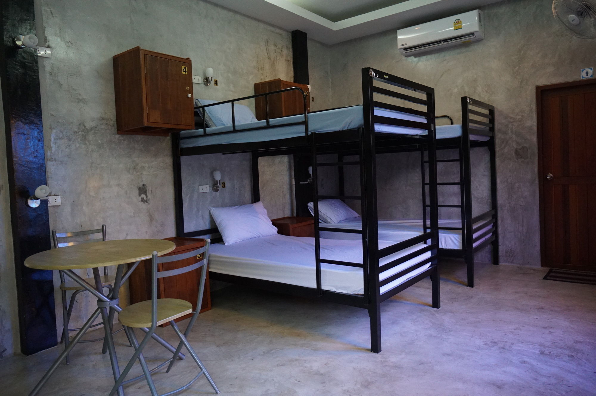 Pk Hostel Phra Nakhon Si Ayutthaya Esterno foto