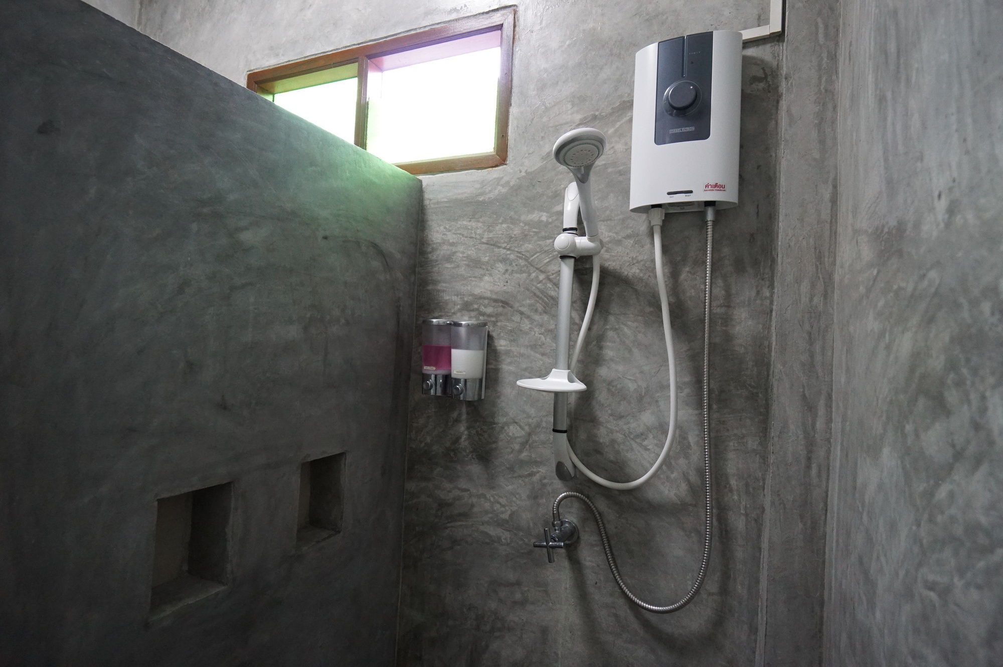 Pk Hostel Phra Nakhon Si Ayutthaya Esterno foto